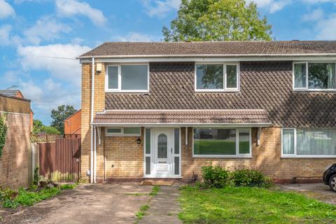 4 bedroom semi-detached house for sale - Redhill Road, Northfield, Birmingham, West Midlands, B31