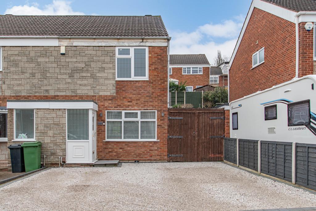Pippin Avenue, Halesowen, West Midlands, B63 3 bed semidetached house
