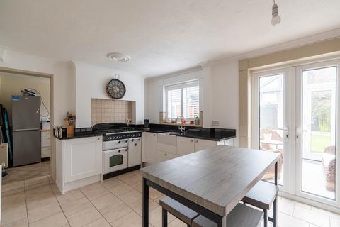23 Roach Close, Brierley Hill, DY5 1LR