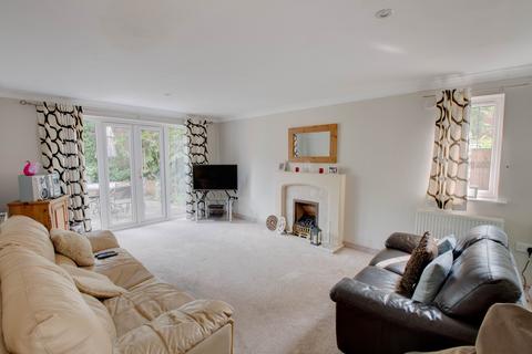5 bedroom detached house for sale, Pear Tree Way, Wychbold, Droitwich, Worcestershire, WR9