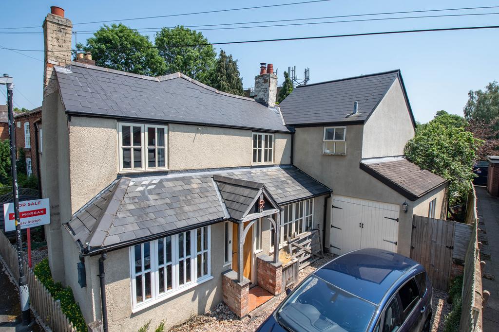 Perry Lane, Bromsgrove, Worcestershire, B61 4 bed detached house for