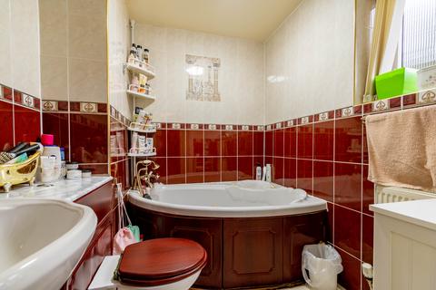 6 Caddick Crescent, West Bromwich, B71 2DH