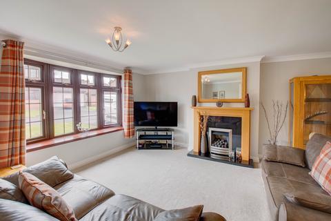 4 bedroom detached house for sale - Oasthouse Close, Stoke Heath, Bromsgrove, Worcestershire, B60