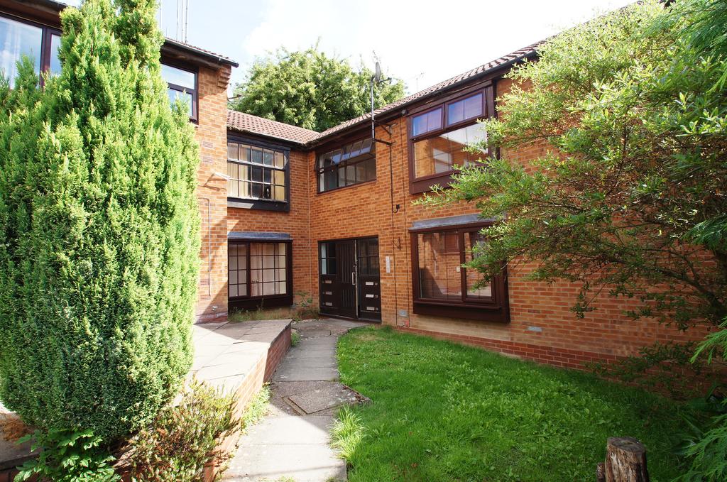 Avonbank Close, Hunt End, Redditch, Worcestershire, B97 1 bed apartment