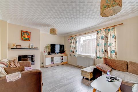 3 bedroom end of terrace house for sale, Aldington Close, Lodge Park, Redditch, Worcestershire, B98