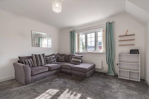 8 Joseph Perkins Close, Astwood Bank, Redditch, B96 6EQ