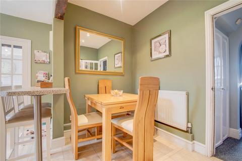 19 Manor Road, Studley, B80 7LN