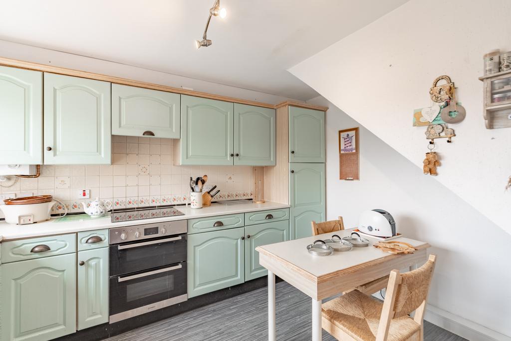 Salford Close, Woodrow South, Redditch, Worcestershire, B98 3 bed link