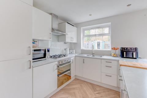 51 Jersey Close, Church Hill, Redditch, B98 9LS