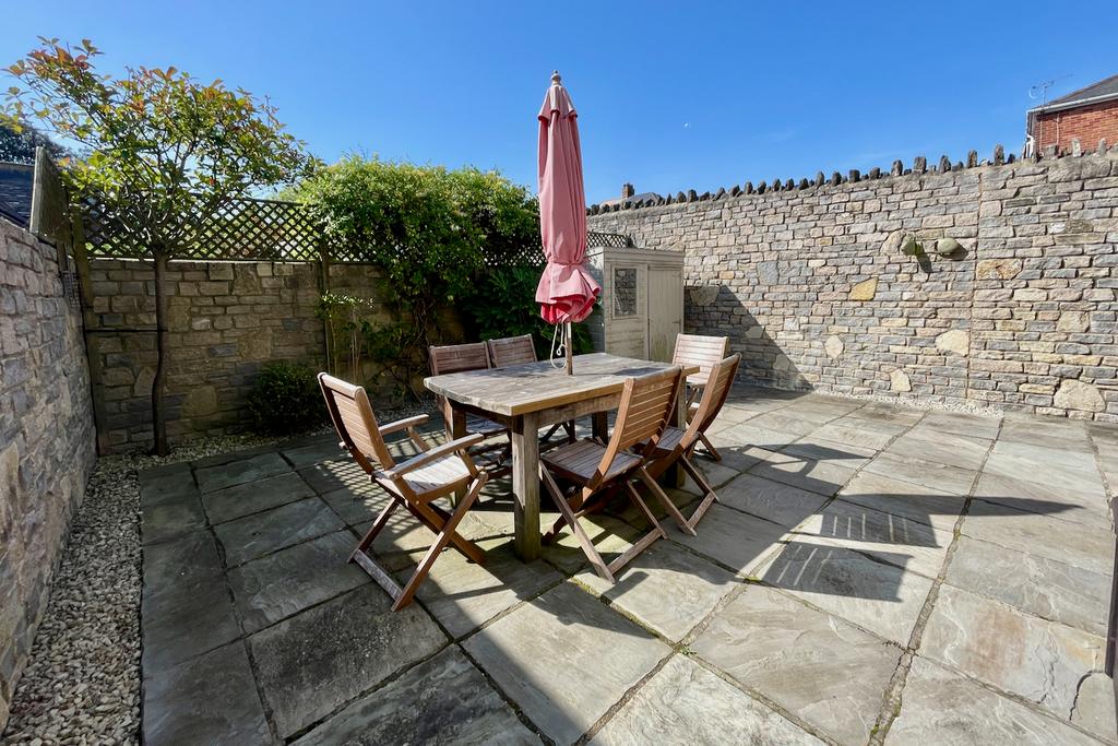 Private Courtyard