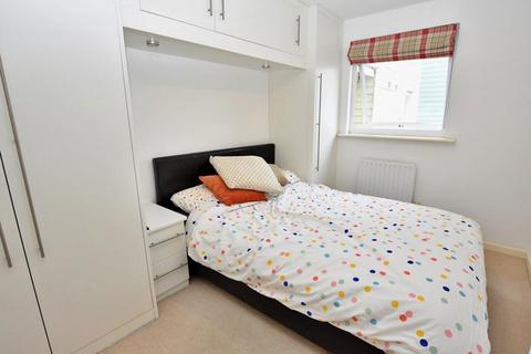 2 bedroom flat for sale - Follager Road, Rugby, Warwickshire, CV21 2JF