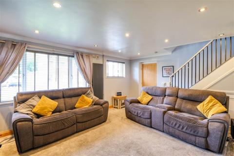 19 Cosford Close, Redditch, B98 0BH