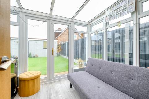 19 Cosford Close, Redditch, B98 0BH
