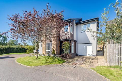 12 Broadwood View, Auchterarder, PH3 1GA