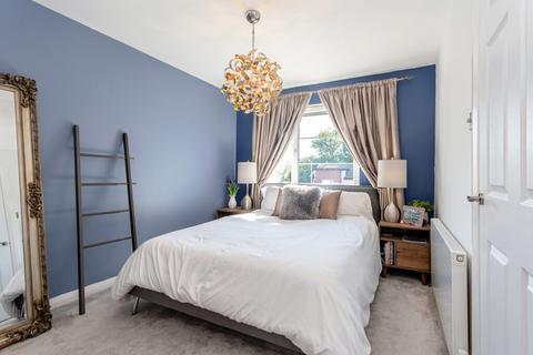 12 Broadwood View, Auchterarder, PH3 1GA