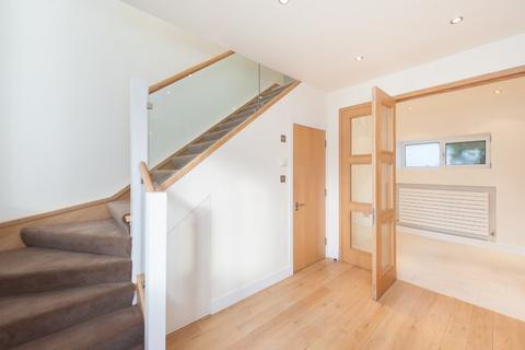 5 bedroom detached house to rent, St Johns Wood Park, St Johns Wood, London, NW8