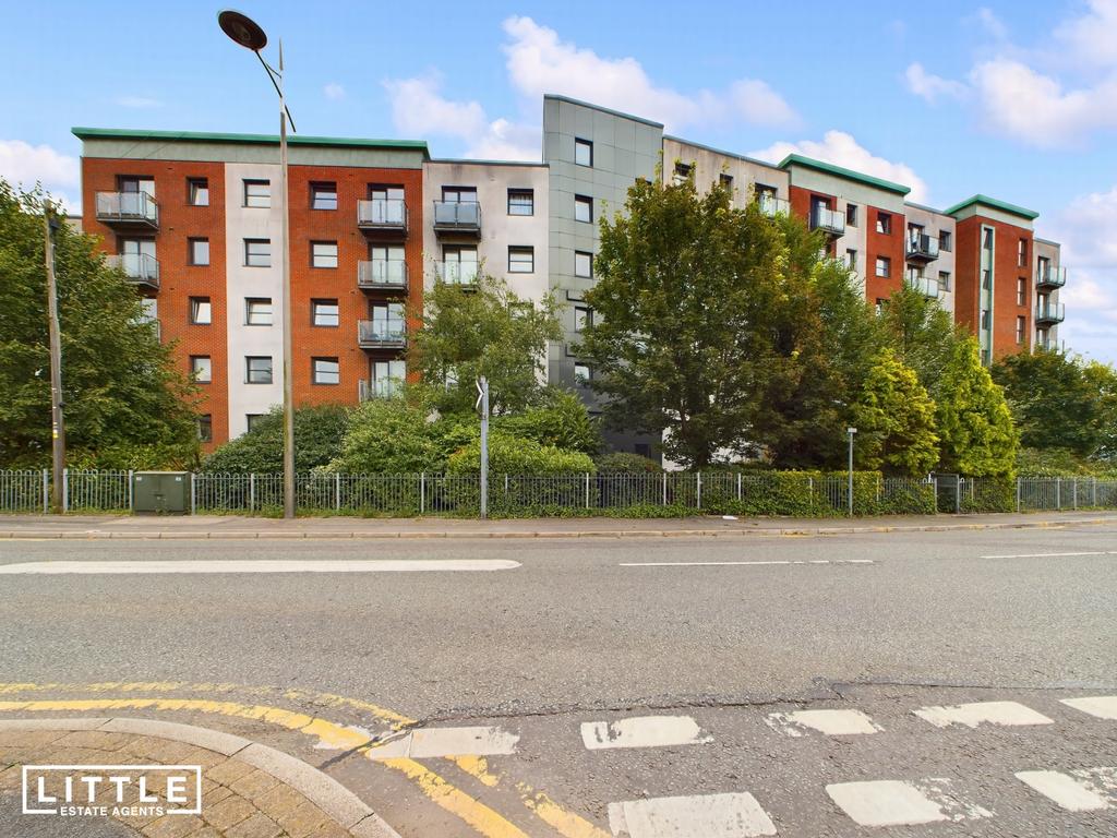 Lower Hall Street, St. Helens, WA10 2 bed apartment £690 pcm (£159 pw)