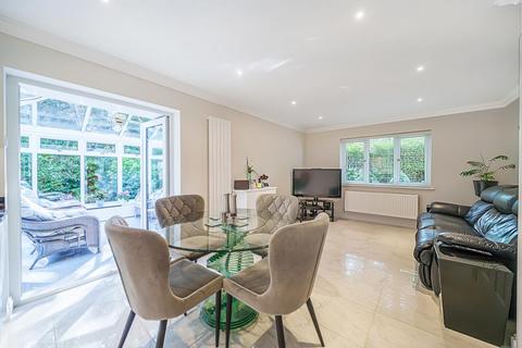 Whinny Brae Prince Albert Drive, Ascot, SL5 8AQ