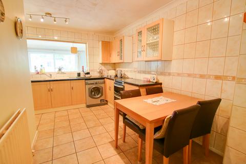 13 Chafen Road, Southampton, SO18 1BD