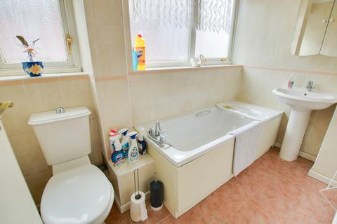 13 Chafen Road, Southampton, SO18 1BD
