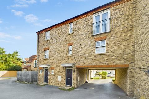 2 bedroom end of terrace house for sale - Squirrel Chase, Witham St. Hughs, Lincoln