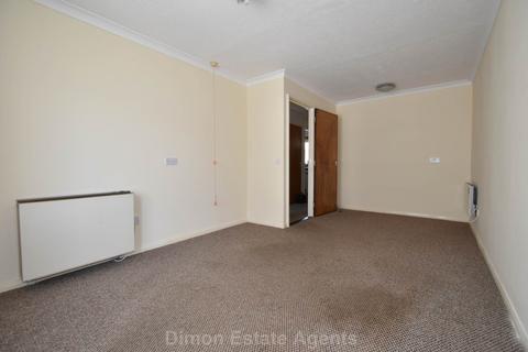 2 bedroom retirement property for sale, Pearce Court, George Street