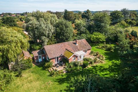 4 bedroom detached bungalow for sale, Wiveton