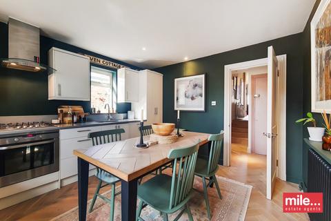 1 bedroom flat to rent, Wendover Road, London NW10