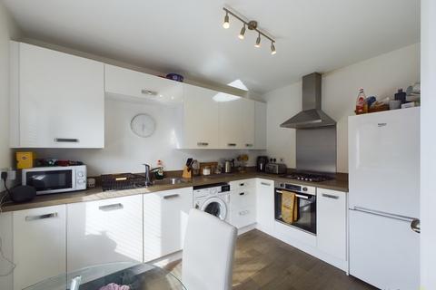 3 bedroom semi-detached house for sale - Hazel Crescent, Branston