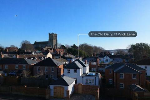 4 bedroom detached house for sale, Wick Lane, Town Centre, Christchurch, BH23
