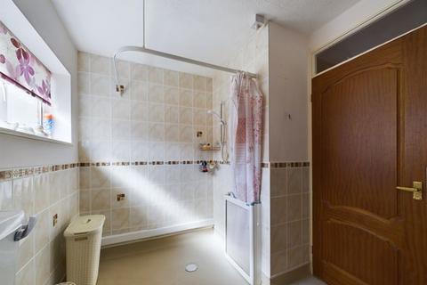 2 Bushfield Road, Albrighton, Wolverhampton, WV7 3PD