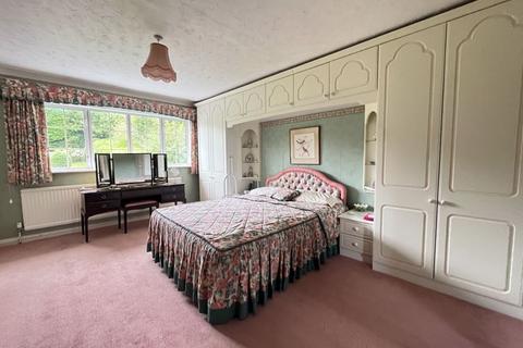 Rathlin Castle Hill, Llanblethian, Cowbridge, CF71 7JN