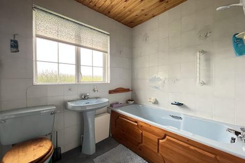 Rathlin Castle Hill, Llanblethian, Cowbridge, CF71 7JN