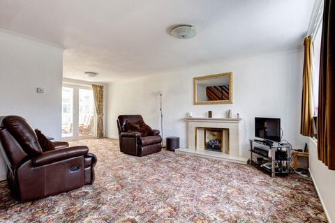 71 Avon Drive, Congleton, CW12 3RG