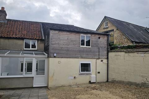 2 bedroom property to rent, Wood Street, Calne