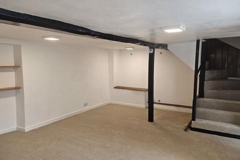 2 bedroom property to rent, Wood Street, Calne