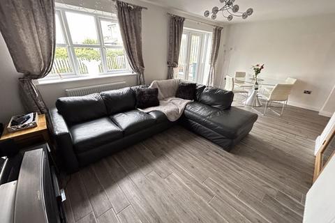 11 Dalar Aur, Llandudno Junction, LL31 9FH