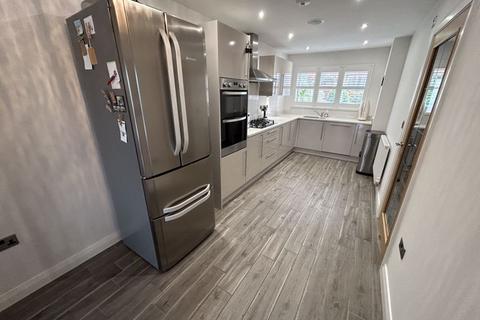 11 Dalar Aur, Llandudno Junction, LL31 9FH