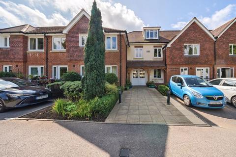 1 bedroom retirement property for sale - Headley Road, Hindhead/Grayshott fringe