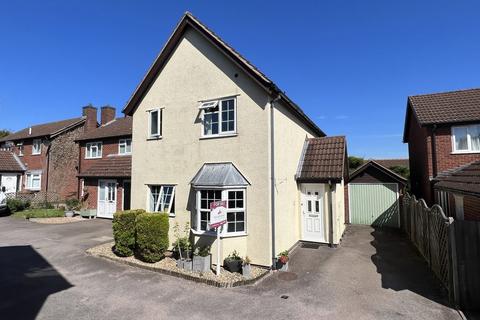 3 bedroom detached house for sale - Winchester Drive, Melton Mowbray