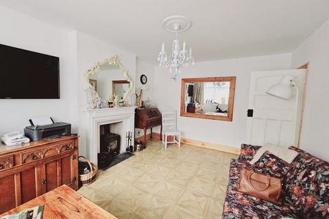 32 Aldercombe Road, Bristol, BS9 2QJ