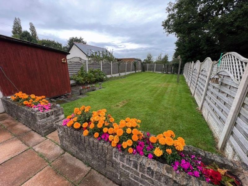Blackpool Road, Preston PR2 3 bed semidetached house for sale £200,000