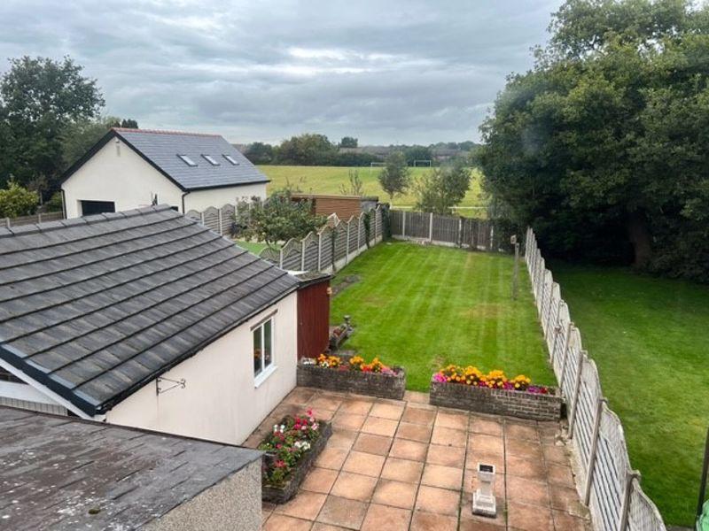 Blackpool Road, Preston PR2 3 bed semidetached house for sale £200,000