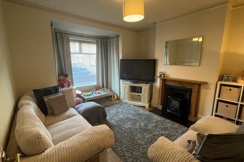 3 bedroom terraced house to rent, Newton Street,