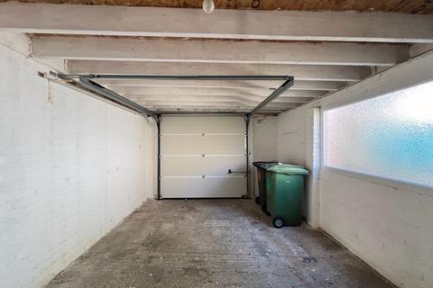 Shonalanga Brymbo Road, Bwlchgwyn, Wrexham, LL11 5UB