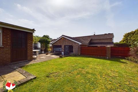 135 Curlew Road, Abbeydale, Gloucester, GL4 4TD