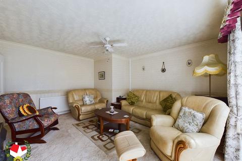 135 Curlew Road, Abbeydale, Gloucester, GL4 4TD