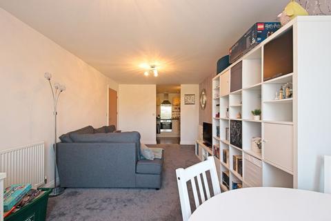 6 Tanners Close, Crayford, Dartford, DA1 4FF
