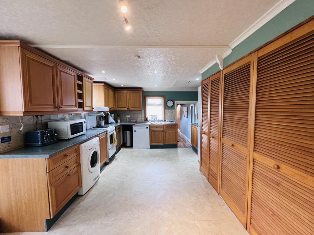 17 Ernespie Road, Castle Douglas - Williamson and