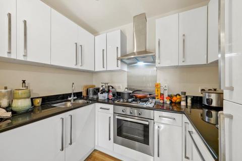 2 bedroom flat to rent, Grays Inn Road, Chancery Lane